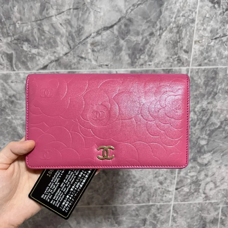 Chanel bags with exclusive seasonal designs and materialsCamellia Wallet Pink Lambskin