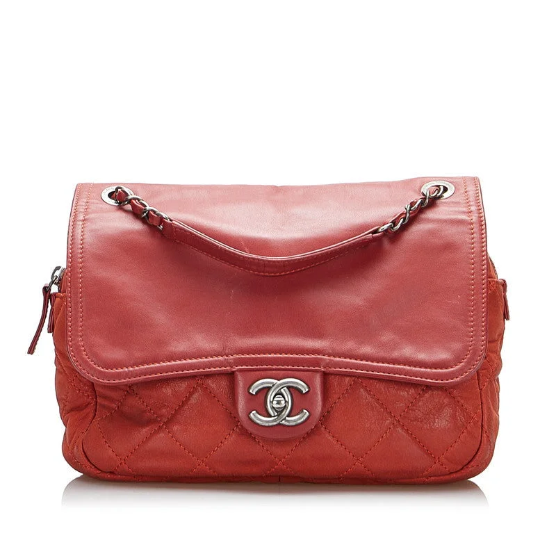 Chanel bags with exclusive seasonal designs and materialsChanel Cocomark Chain houlder Bag Red Leather Lady Chanel