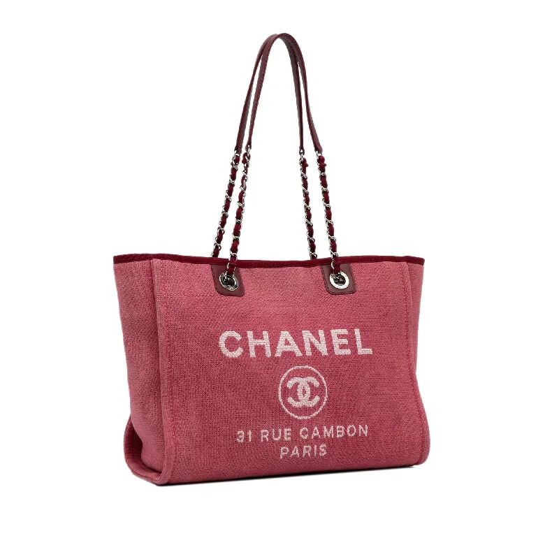 Chanel bags with exclusive seasonal designs and materialsChanel Deauville Tote (HNPTsZ)