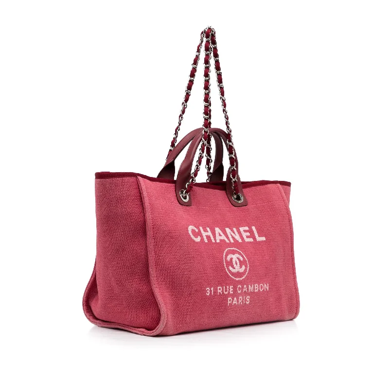 Chanel bags with exclusive seasonal designs and materialsChanel Deauville Tote (qEiq1r)