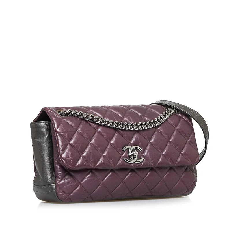 Chanel bags with exclusive seasonal designs and materialsChanel Glazed Matelasse Portobello Flap Bag (OoPYUo)