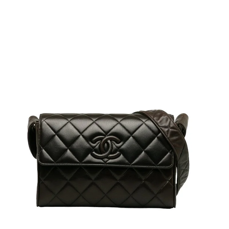 Chanel bags with exclusive seasonal designs and materialsChanel mattresses Cocomark sloping shoulder bag brown ram s ladies CHANEL