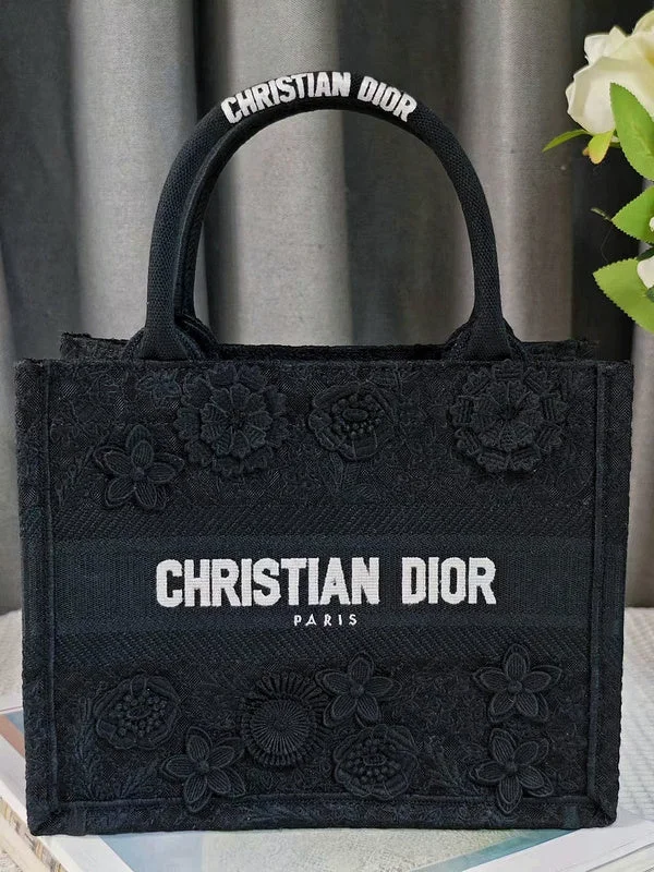 Christian Dior Saddle bags with a studded trim for a bold lookGAK BAGZ - Dior Bags - 1353