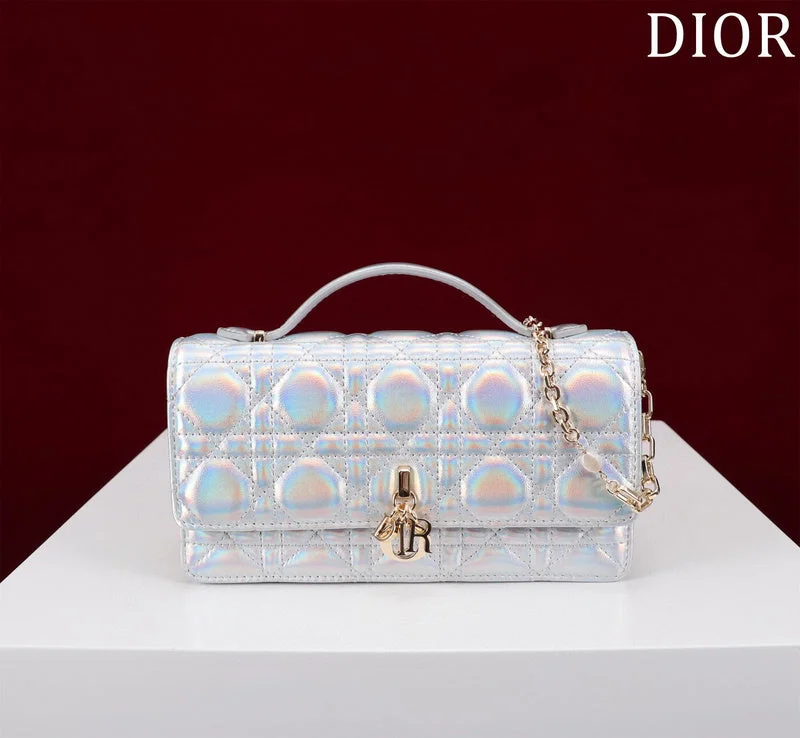 Fashion - forward Christian Dior tote bags for the modern womanBC - Dior Bags - 764