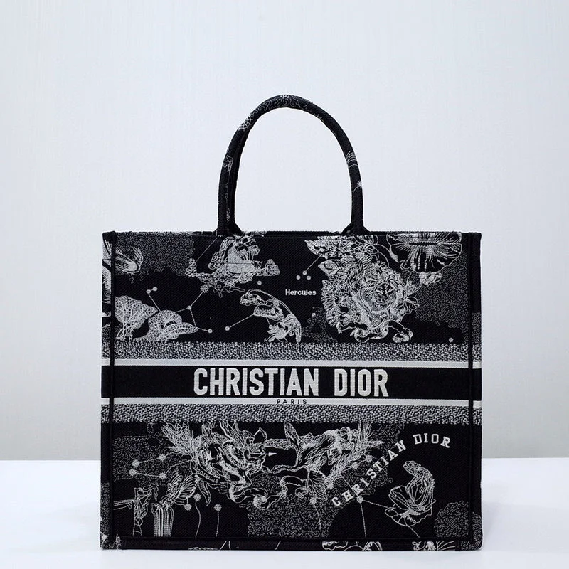 Christian Dior Saddle bags with a studded trim for a bold lookGAK BAGZ - Dior Bags - 1050