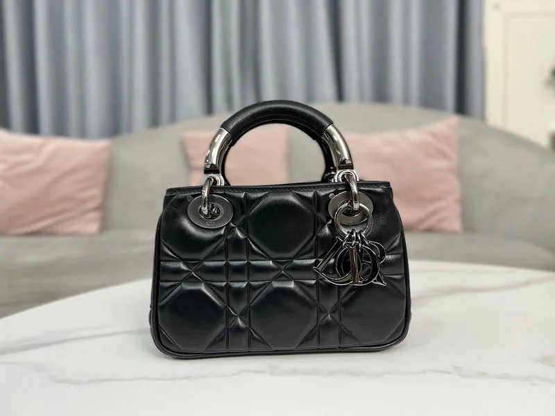 Christian Dior Saddle bags with a patent leather finish for a shiny lookGAK BAGZ - Dior Bags - 1401