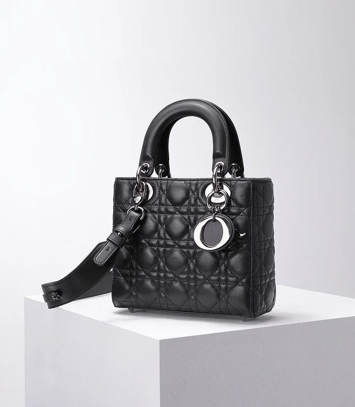 Christian Dior Saddle bags with a studded trim for a bold lookGAK BAGZ - Dior Bags - 1487