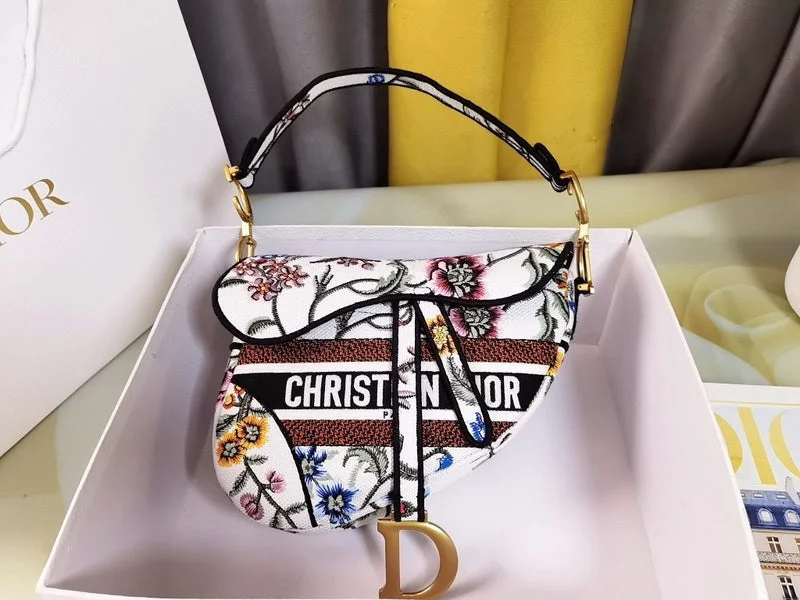 Luxury Christian Dior crossbody bags with a chain - link strapGAK BAGZ - Dior Bags - 166