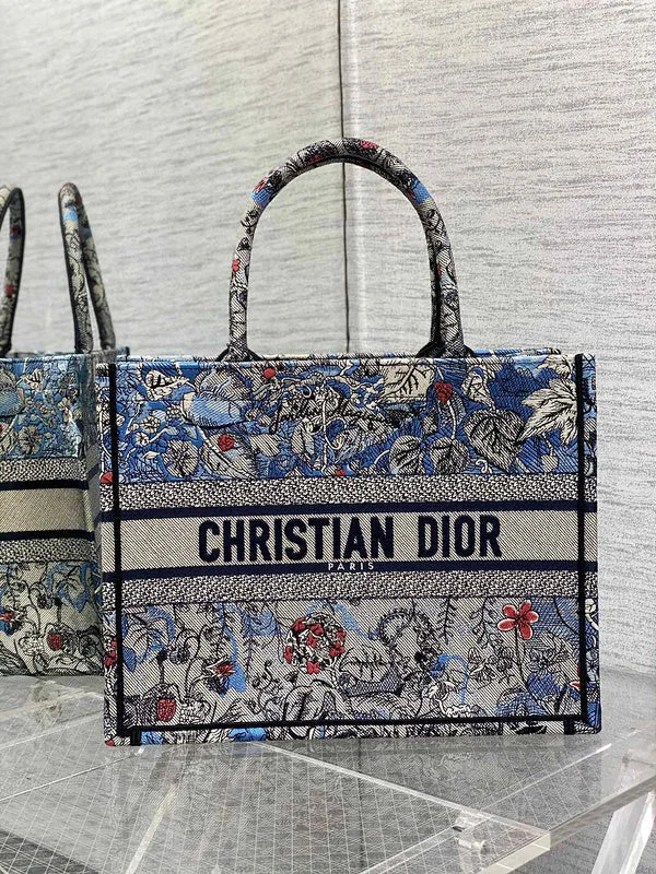 Christian Dior Saddle bags with a studded trim for a bold lookGAK BAGZ - Dior Bags - 1753