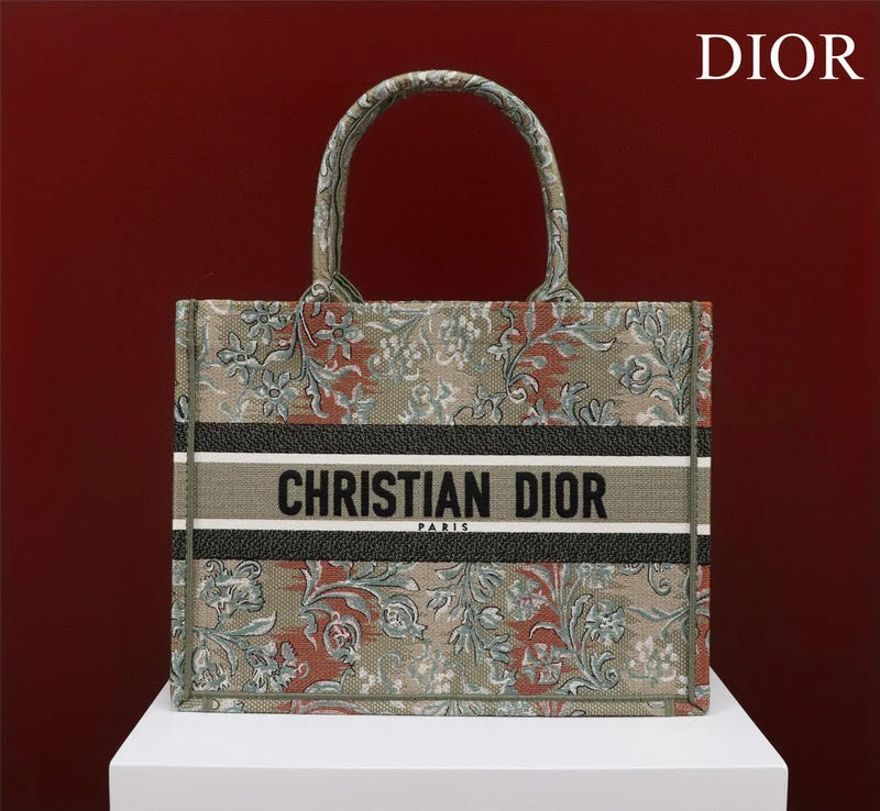 Christian Dior Saddle bags with a distressed leather finishGAK BAGZ - Dior Bags - 2023